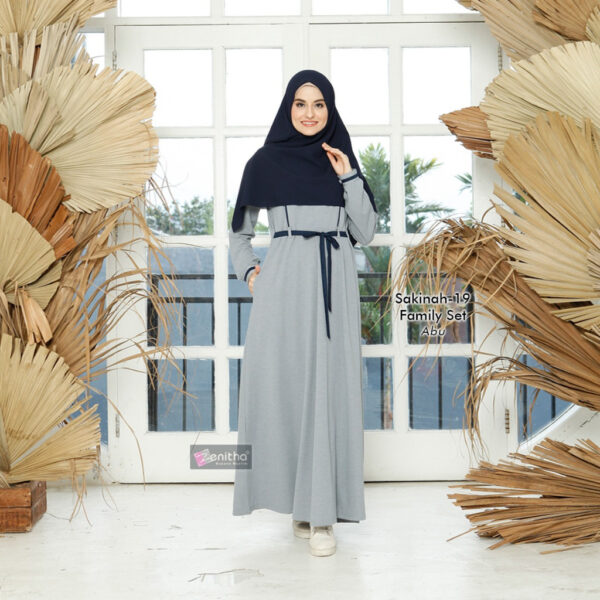 ZENITHA SAKINAH 19P NAVY M